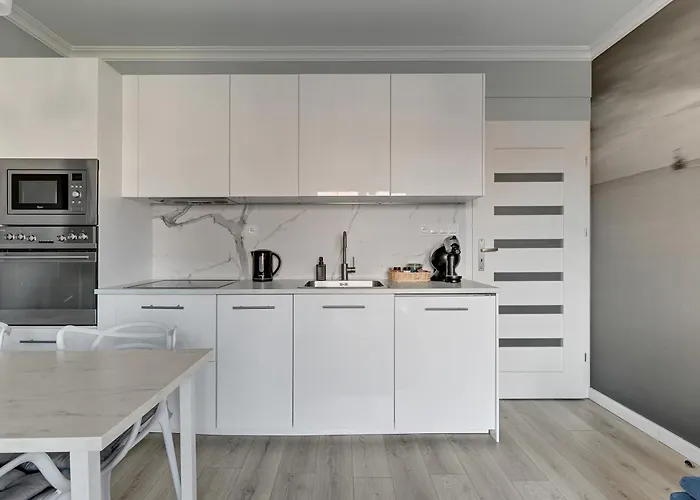 Bosman With Parking Close To The By Lion * Сопот