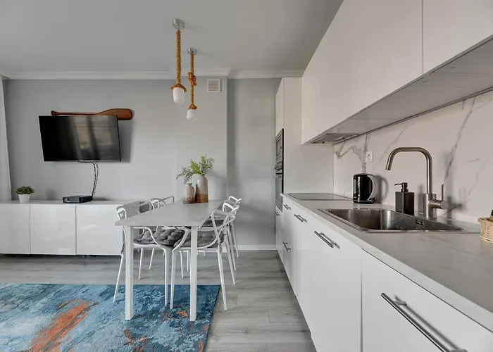 Bosman With Parking Close To The By Lion