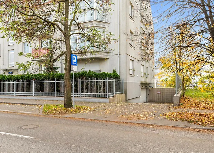 Lejlighed Bosman With Parking Close To The By Lion